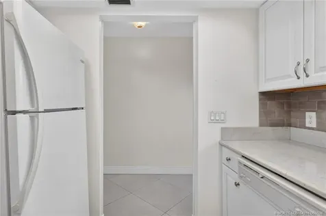 2950 SE Ocean Boulevard Stuart FL 34996