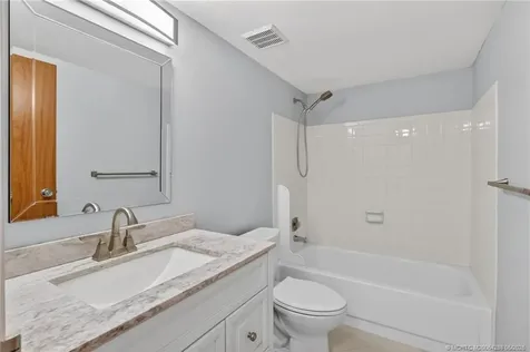 2950 SE Ocean Boulevard Stuart FL 34996