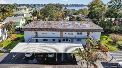 2950 SE Ocean Boulevard Stuart FL 34996