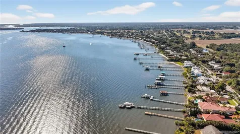 2950 SE Ocean Boulevard Stuart FL 34996