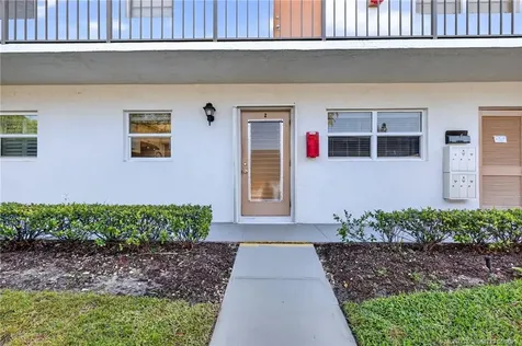2950 SE Ocean Boulevard Stuart FL 34996