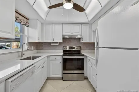 2950 SE Ocean Boulevard Stuart FL 34996