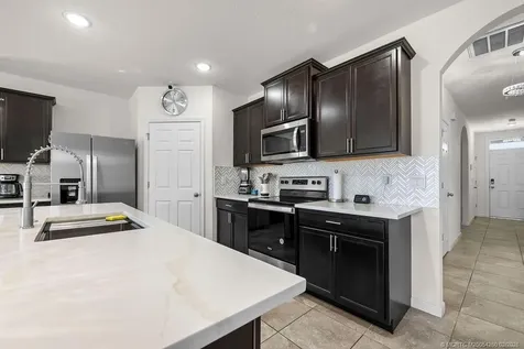 400 SW Aster Road Port St Lucie FL 34953