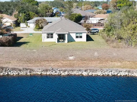 400 SW Aster Road Port St Lucie FL 34953