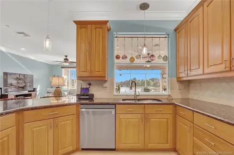 757 SE Ashley Oaks Way SE Stuart FL 34997