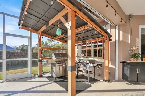 757 SE Ashley Oaks Way SE Stuart FL 34997