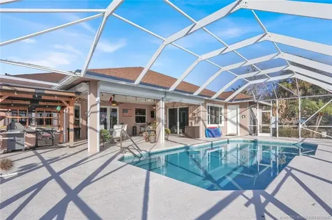 757 SE Ashley Oaks Way SE Stuart FL 34997