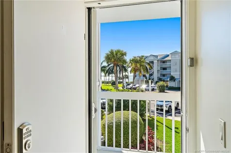 40 NE Plantation Road Stuart FL 34996
