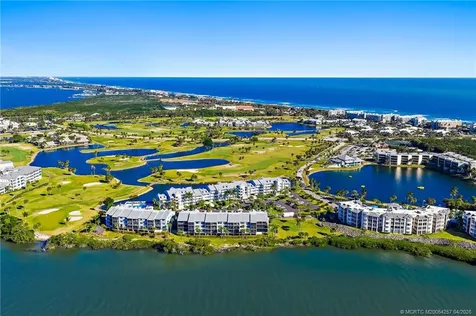 40 NE Plantation Road Stuart FL 34996