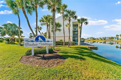 40 NE Plantation Road Stuart FL 34996
