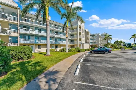 40 NE Plantation Road Stuart FL 34996