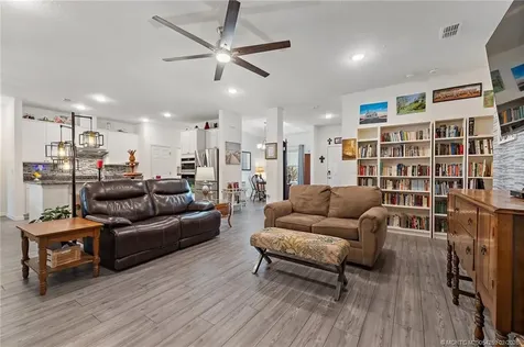 2172 SE South Buttonwood Drive Port St Lucie FL 34952