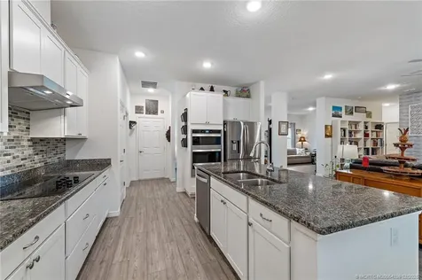 2172 SE South Buttonwood Drive Port St Lucie FL 34952