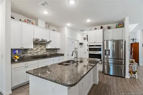 2172 SE South Buttonwood Drive Port St Lucie FL 34952