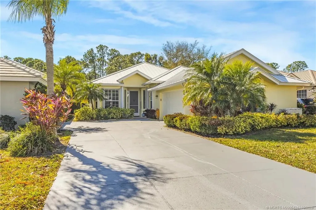 9421 Poinciana Court Fort Pierce FL 34951