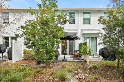 380 SE Sea Hunt Way Stuart FL 34994