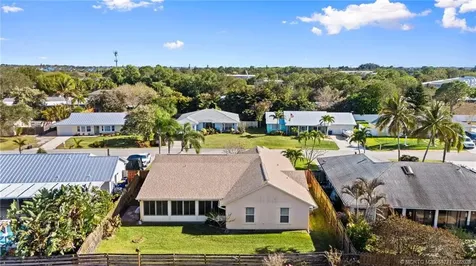 917 NE Maranta Terrado Jensen Beach FL 34957