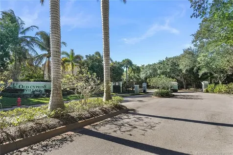 8109 SE Asaro Street Hobe Sound FL 33455