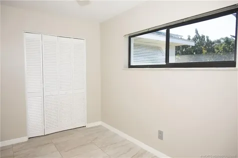 1015 Martinique Avenue Fort Pierce FL 34982