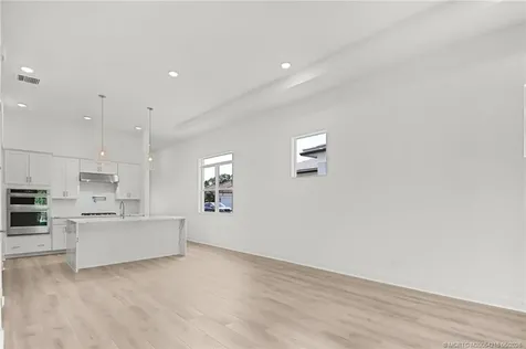 435 SE Via Sangro Port St Lucie FL 34952
