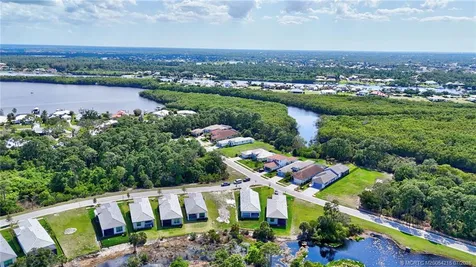 435 SE Via Sangro Port St Lucie FL 34952