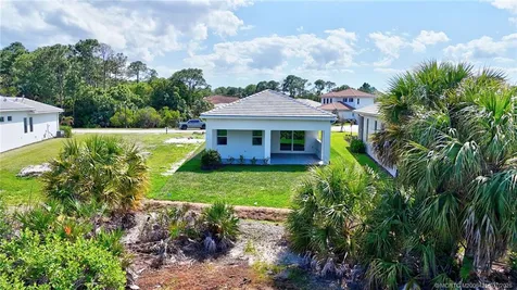 435 SE Via Sangro Port St Lucie FL 34952