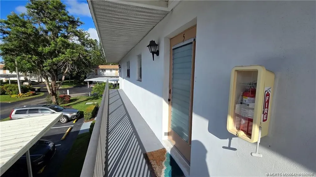 2950 SE Ocean Boulevard Stuart FL 34996