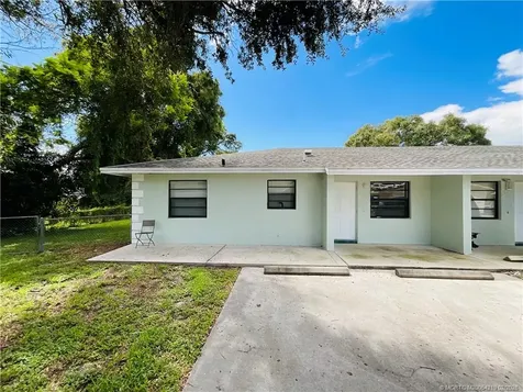 208 N 28th Street Fort Pierce FL 34947