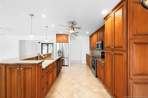 3074 NE Loquat Lane Jensen Beach FL 34957