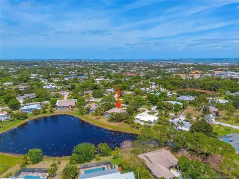 3074 NE Loquat Lane Jensen Beach FL 34957