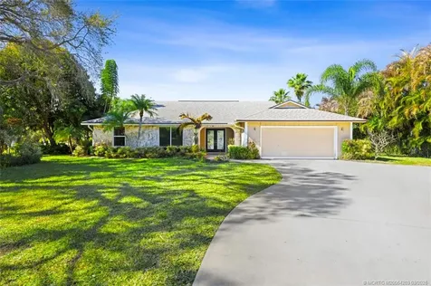 3074 NE Loquat Lane Jensen Beach FL 34957