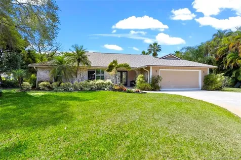 3074 NE Loquat Lane Jensen Beach FL 34957