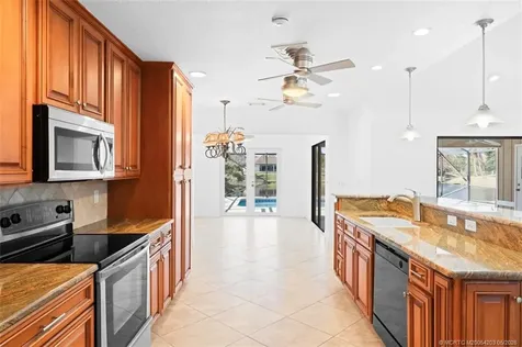 3074 NE Loquat Lane Jensen Beach FL 34957