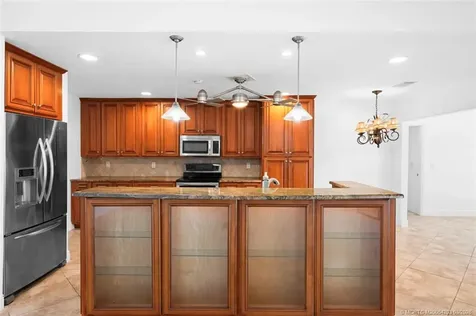 3074 NE Loquat Lane Jensen Beach FL 34957