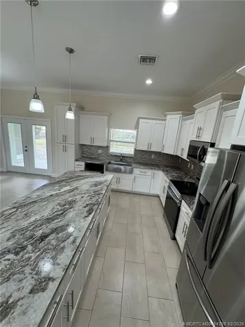 842 NW Treemont Avenue Port St Lucie FL 34983