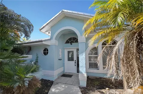 2526 SE Lily Street Port St Lucie FL 34952