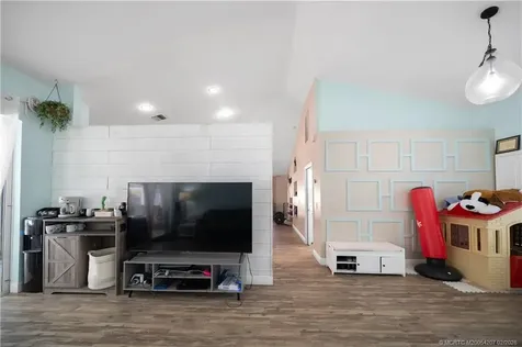 2526 SE Lily Street Port St Lucie FL 34952