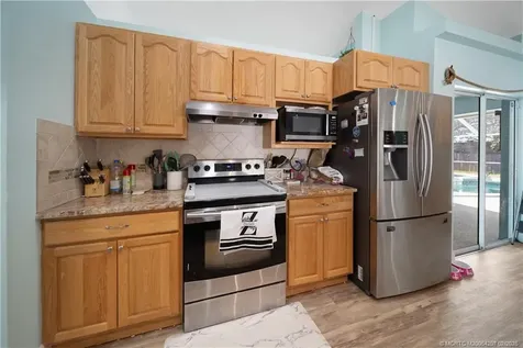 2526 SE Lily Street Port St Lucie FL 34952