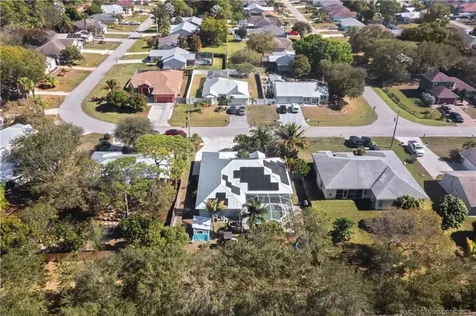 2526 SE Lily Street Port St Lucie FL 34952