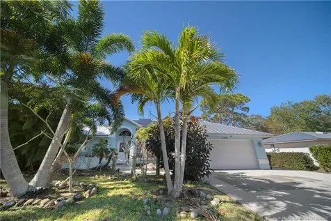 2526 SE Lily Street Port St Lucie FL 34952