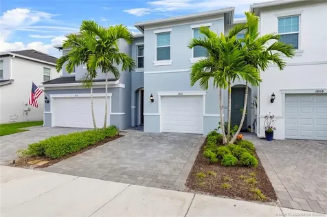 1810 SE Ocean Cove Way Stuart FL 34996