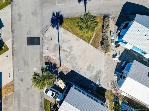 10725 S Ocean Drive Jensen Beach FL 34957