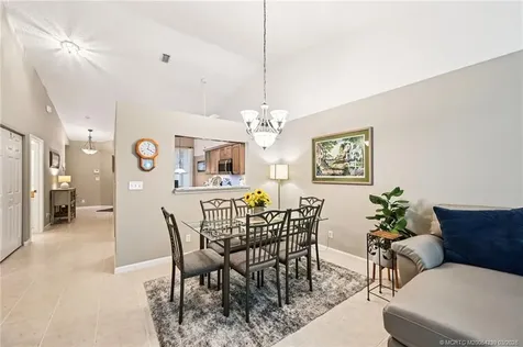 272 NW Broken Oak Trail Jensen Beach FL 34957