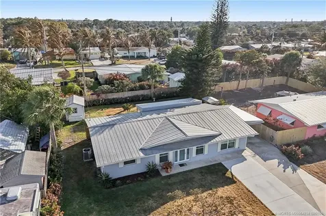 1456 NE Hilltop Street Jensen Beach FL 34957