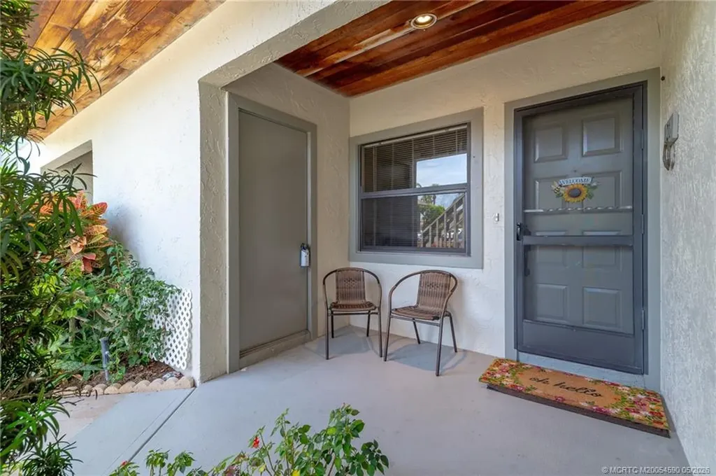 6295 SE Charleston Place Hobe Sound FL 33455