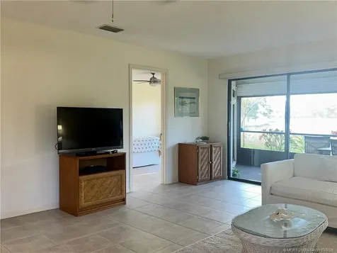 6295 SE Charleston Place Hobe Sound FL 33455