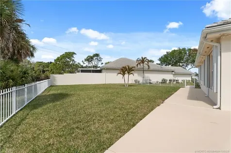 7780 SE Needle Palm Circle Hobe Sound FL 33455