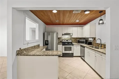 1250 SE Petunia Avenue Port St Lucie FL 34952