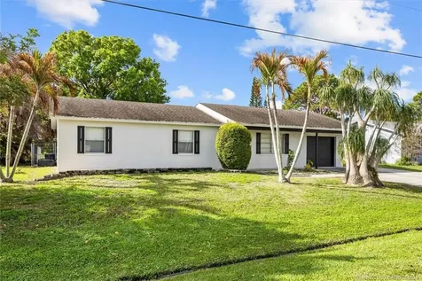 1250 SE Petunia Avenue Port St Lucie FL 34952