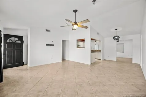 1250 SE Petunia Avenue Port St Lucie FL 34952